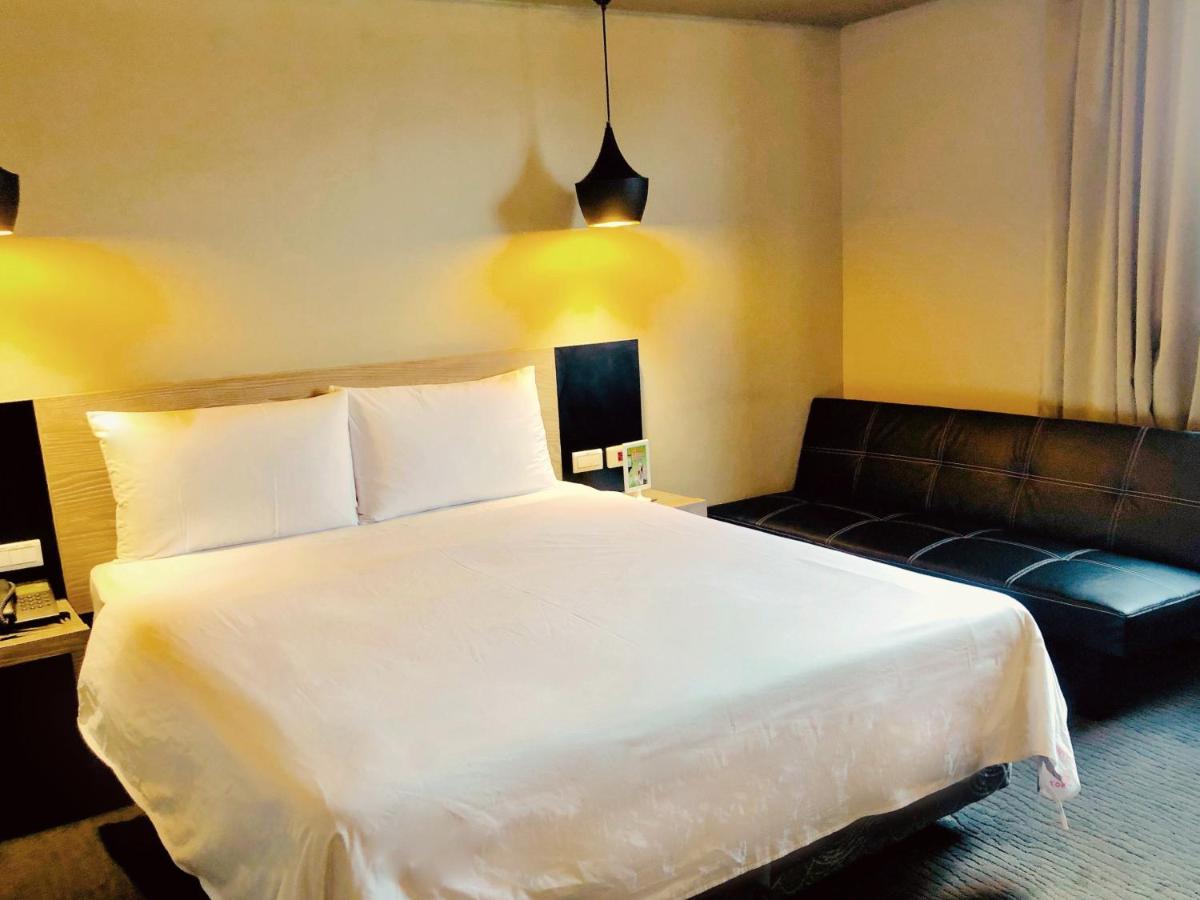 Kiwi Express Hotel - Jiuru Rd Cao Hùng Ngoại thất bức ảnh