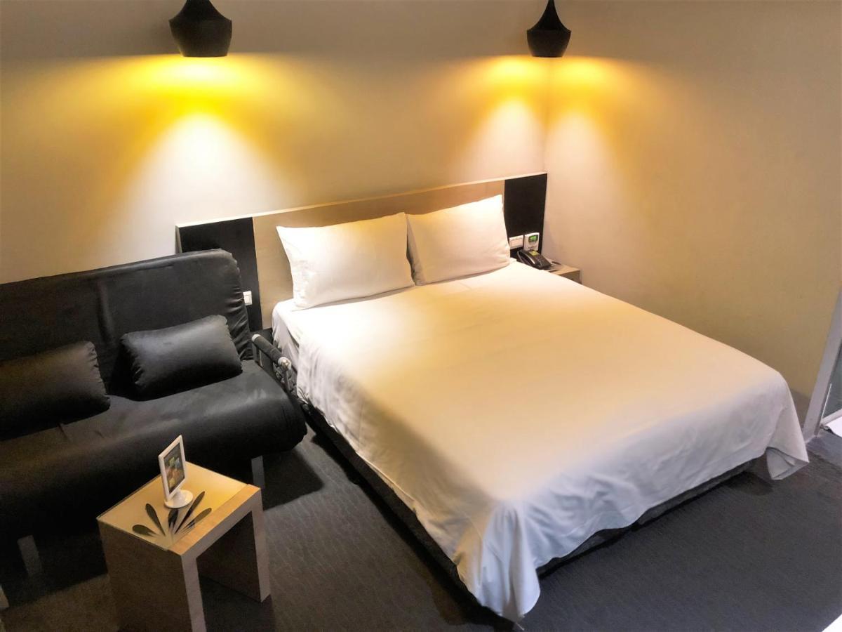 Kiwi Express Hotel - Jiuru Rd Cao Hùng Ngoại thất bức ảnh
