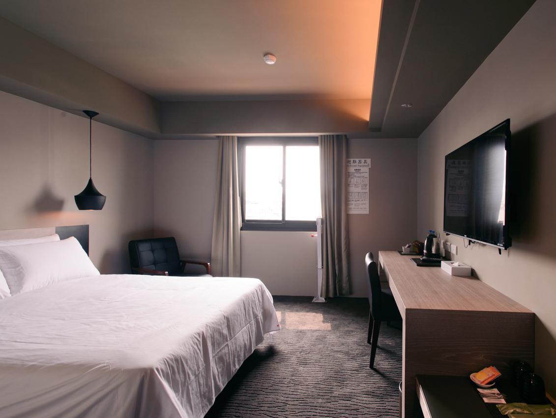 Kiwi Express Hotel - Jiuru Rd Cao Hùng Ngoại thất bức ảnh